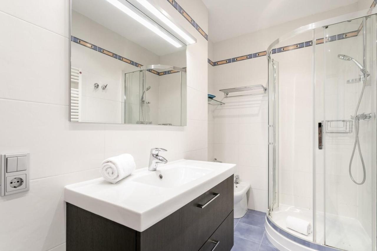 ברצלונה Fantastic 2 Bedroom 5 Minutes By Car From Plaza Catalunya מראה חיצוני תמונה